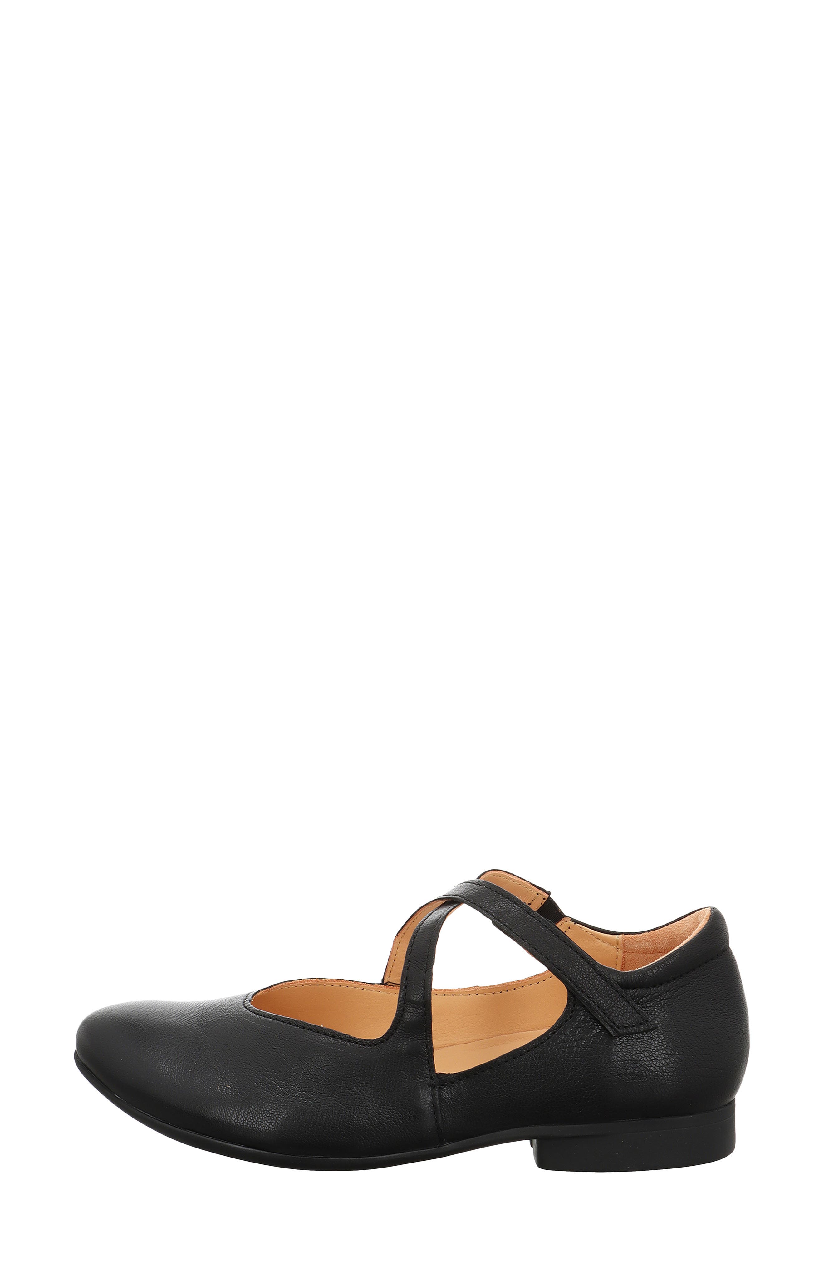 Think! Guad Cross Strap Flat, Alternate, color, Black