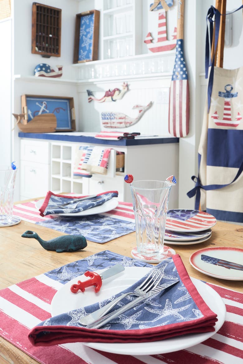 Red White & Blue Starfish Set of 4 Cloth Napkins, Alternate, color, Blue