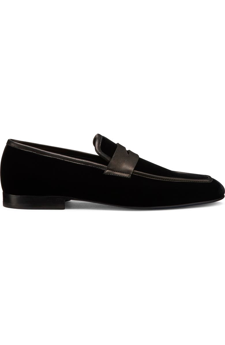 Stuart Weitzman Dino Loafer, Alternate, color, Black