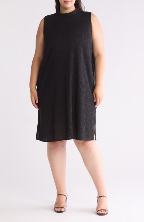 Crinkled Mock Neck Plissé Sheath Dress (Plus Size)