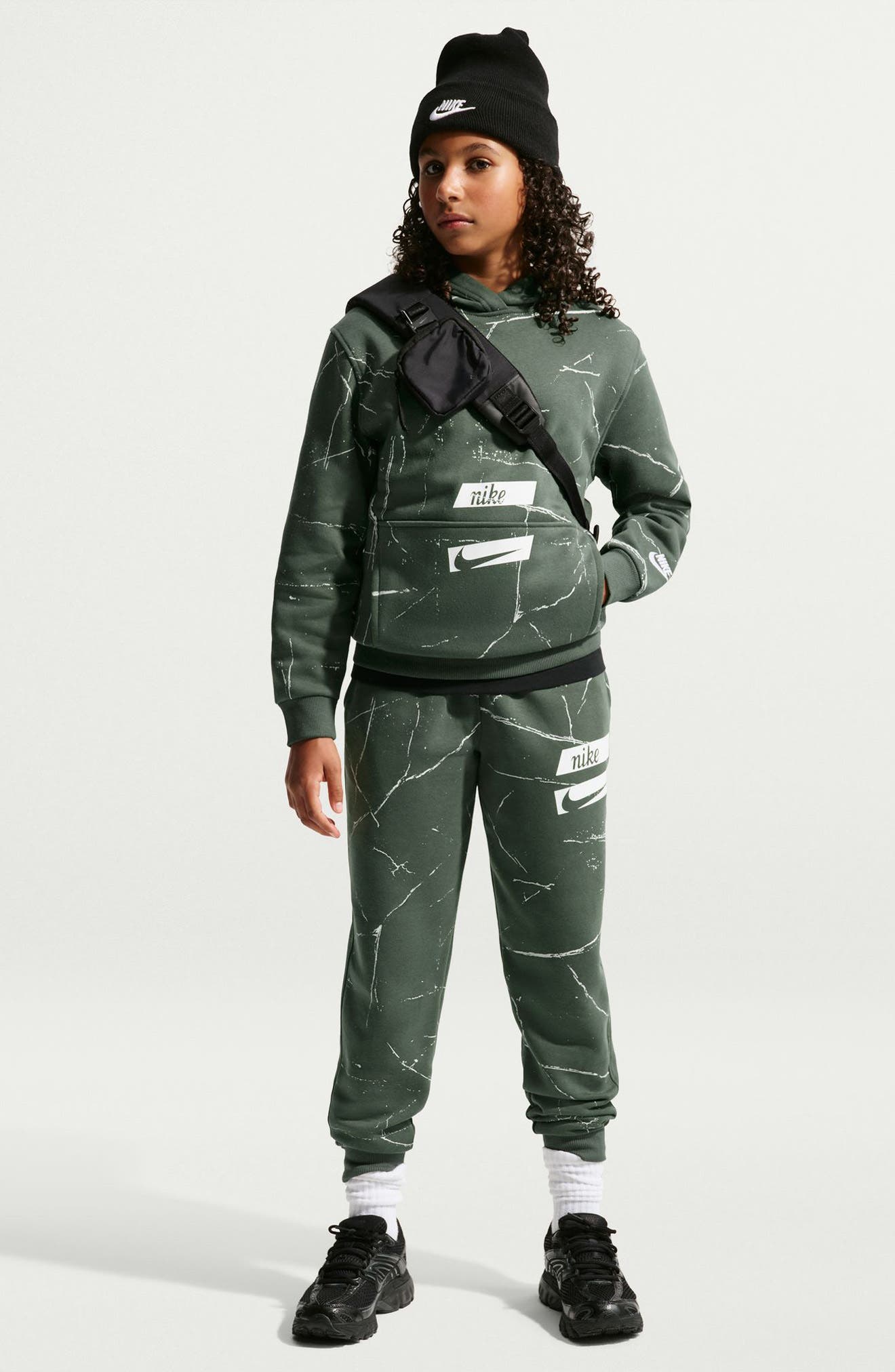 CAMO GREEN/ WHITE