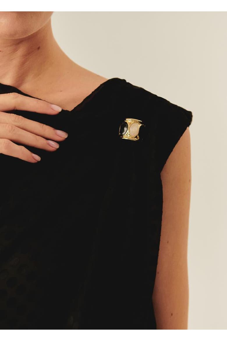 Stephanie Asymmetric Neckline Sleeveless Blouse, Alternate, color, BLACK