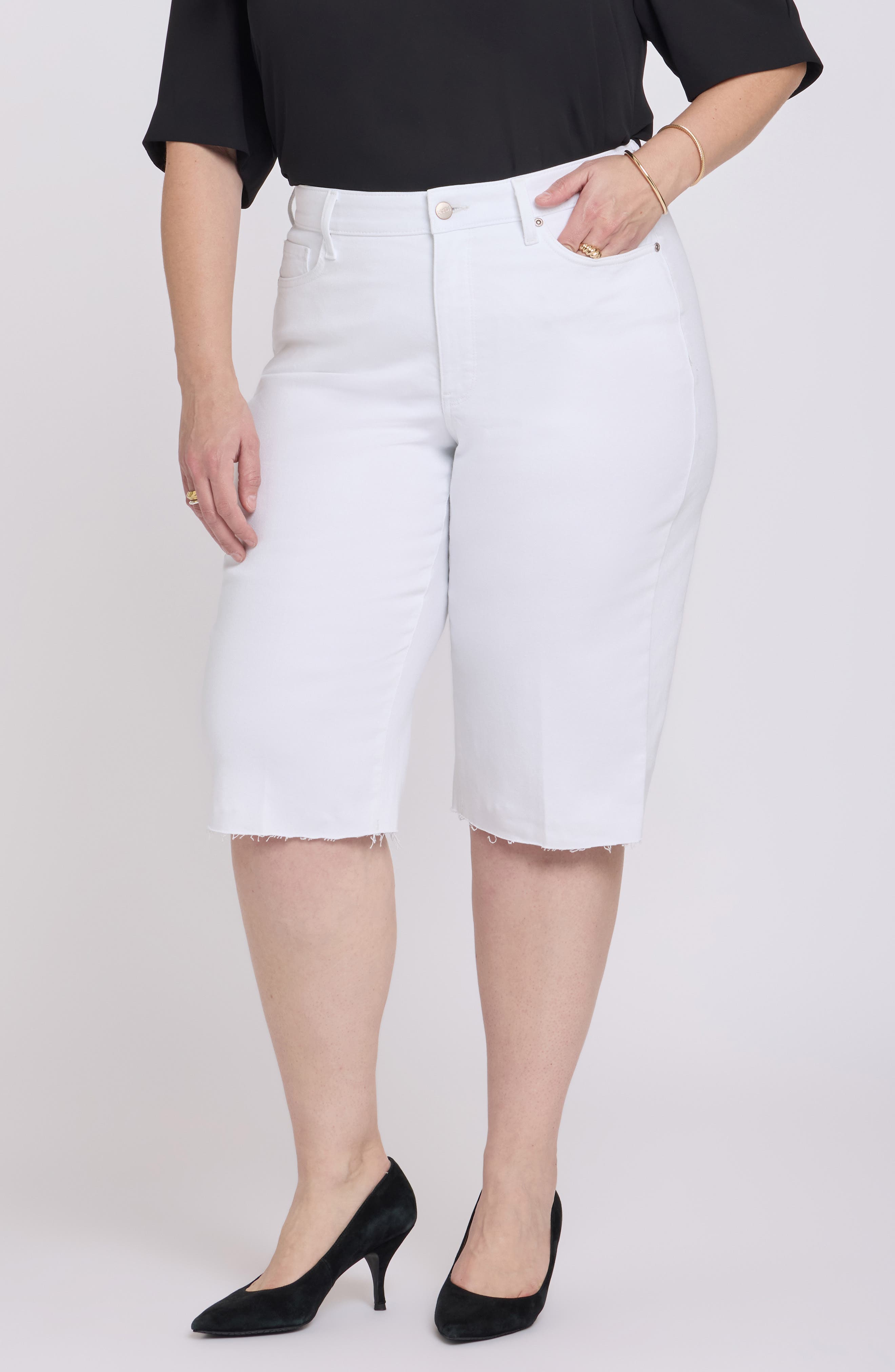selected OPTIC WHITE