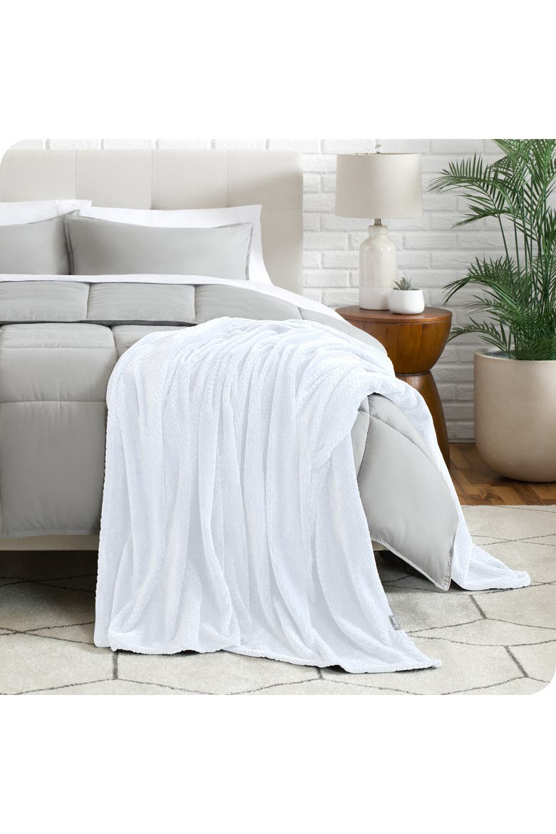 Chevron Microplush Fleece Throw Blanket, Alternate, color, White