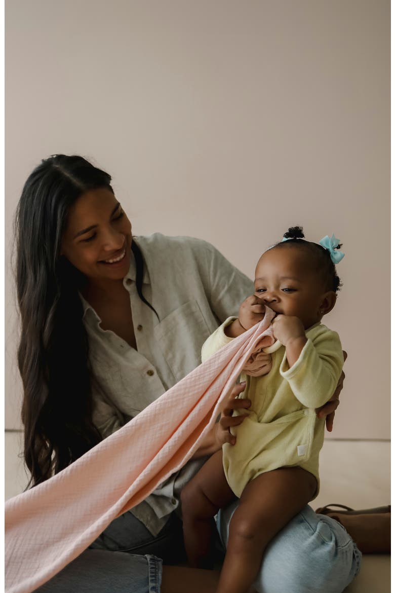 Organic Cotton Nursing Cover, Alternate, color, PETAL