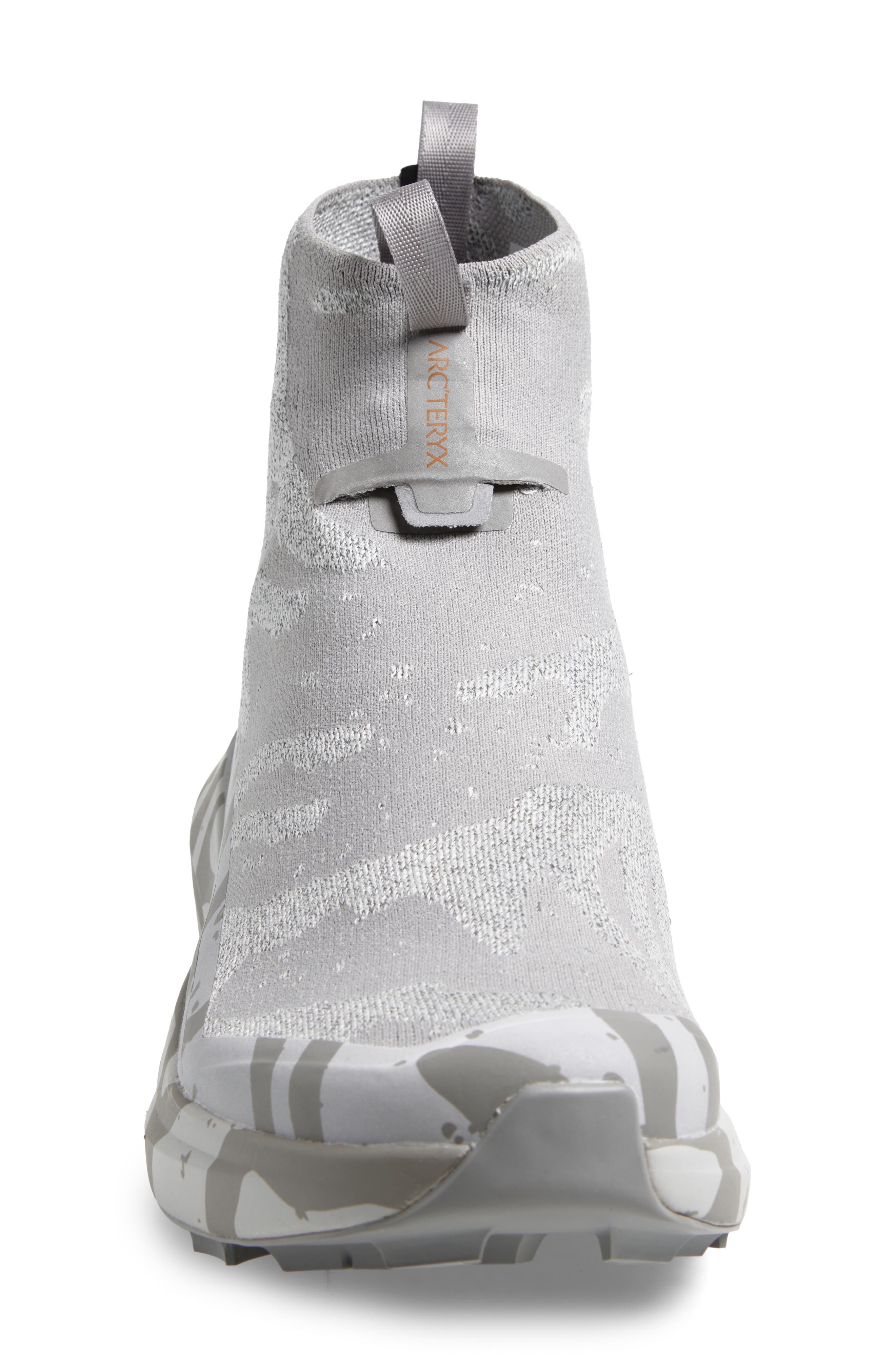 Arc'teryx Norvan 4 Nivalis Waterproof Running Shoe, Alternate, color, Dark Solitude/ Dark Solitude