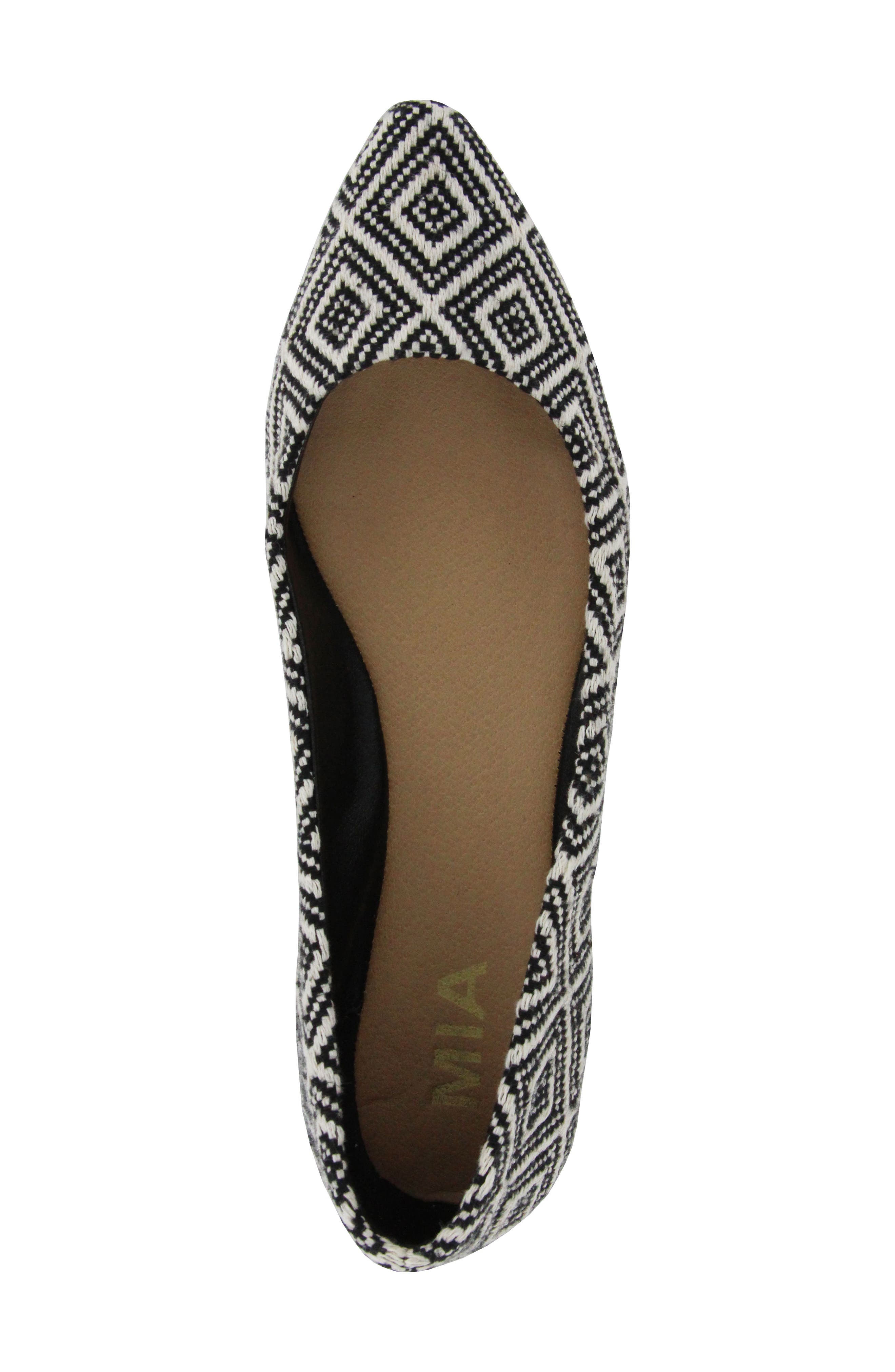 MIA Zander Flat, Alternate, color, 