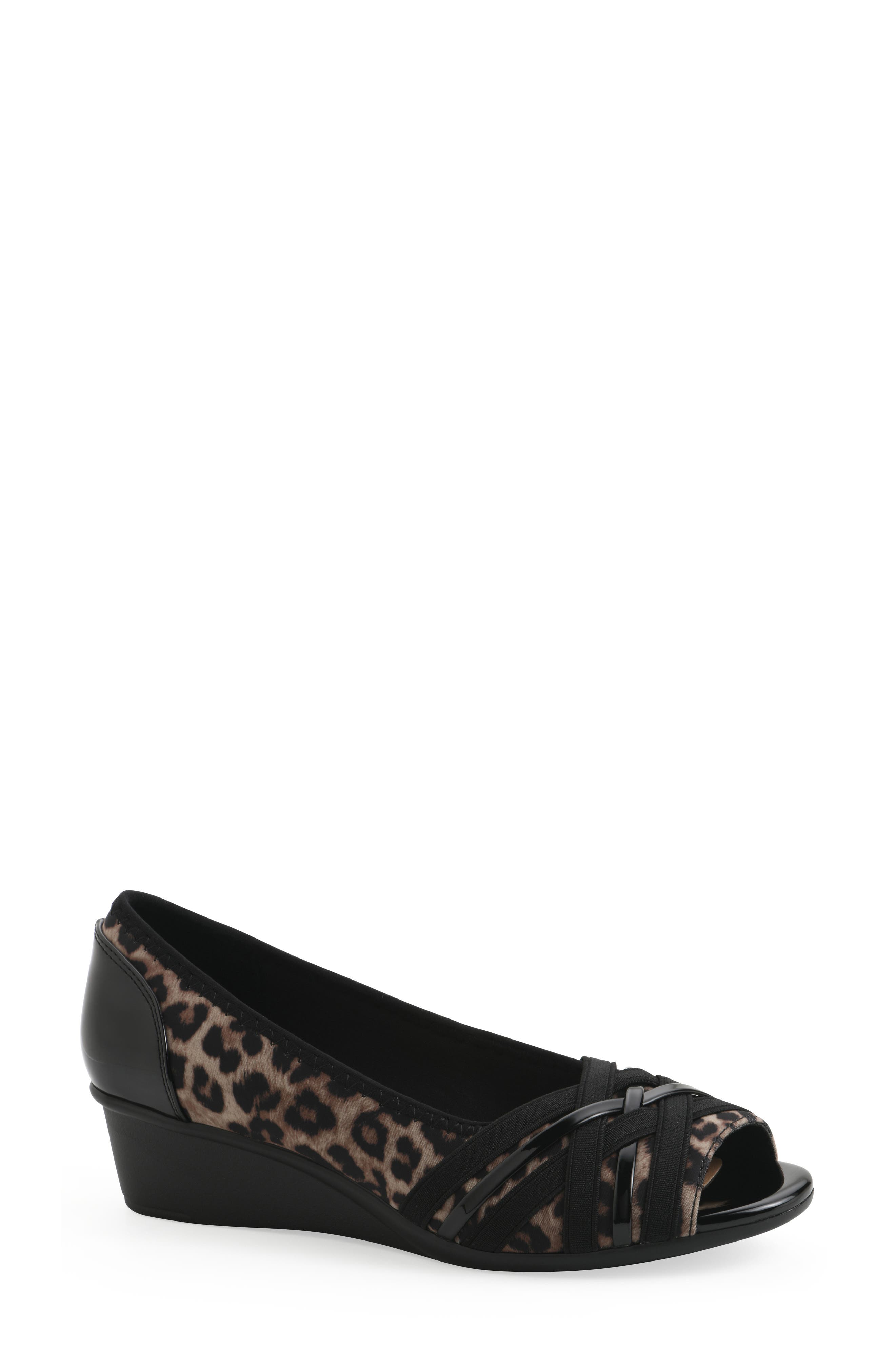 TAN/ LEOPARD/ NYLON