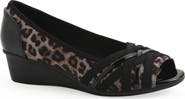 CLIFFS BY WHITE MOUNTAIN Boldest Wedge Peep Toe Pump