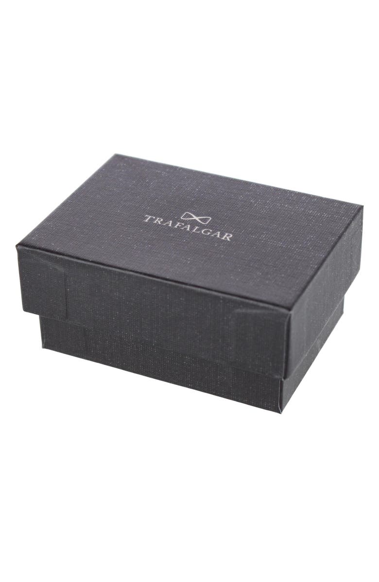 Trafalgar 30mm Oval Signet Brass Based Compression Belt Buckle, Alternate, color, Silver