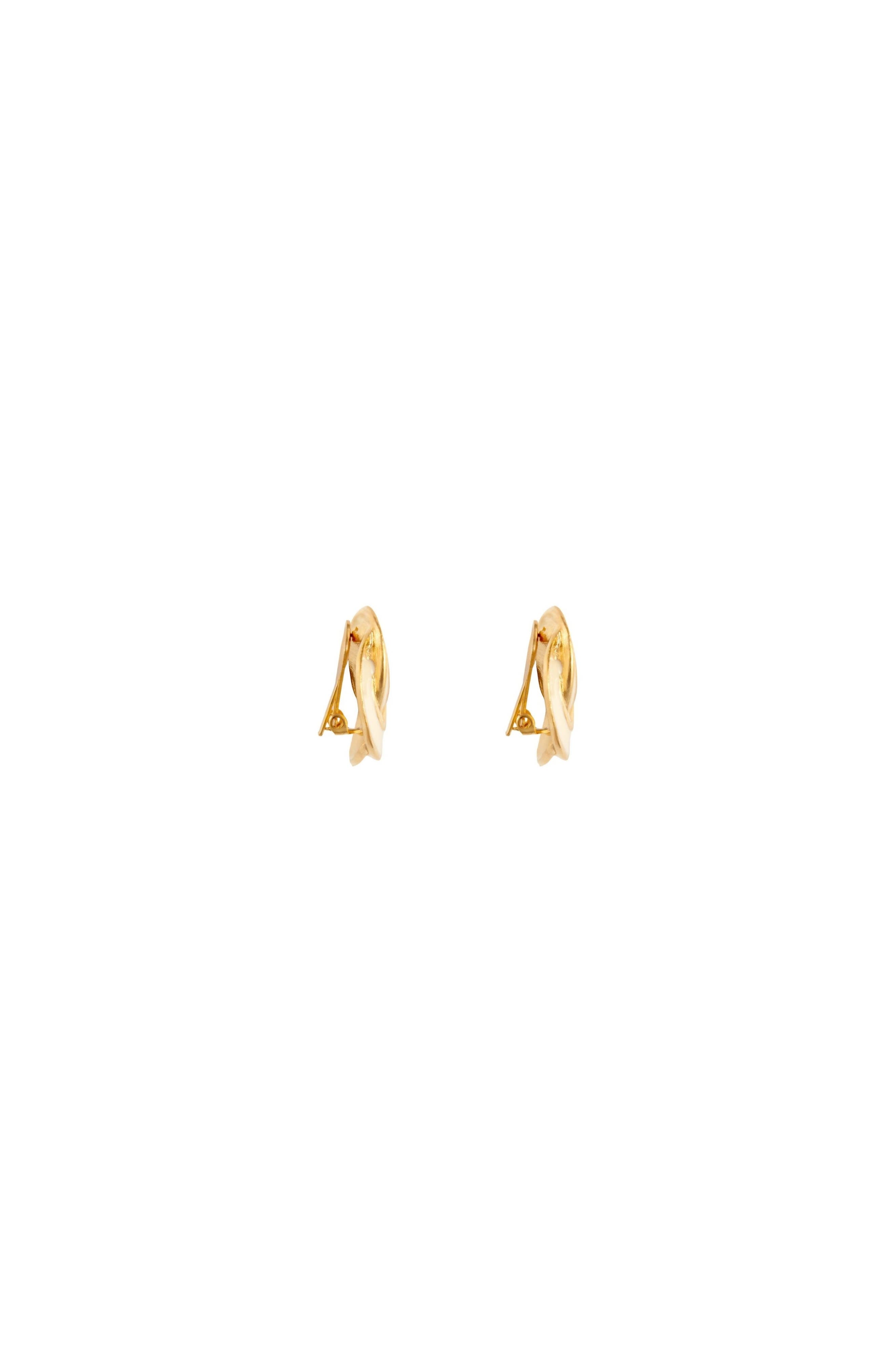 Susan Caplan 1990s Vintage Cream Enamel Clip-on Earrings (Women ...