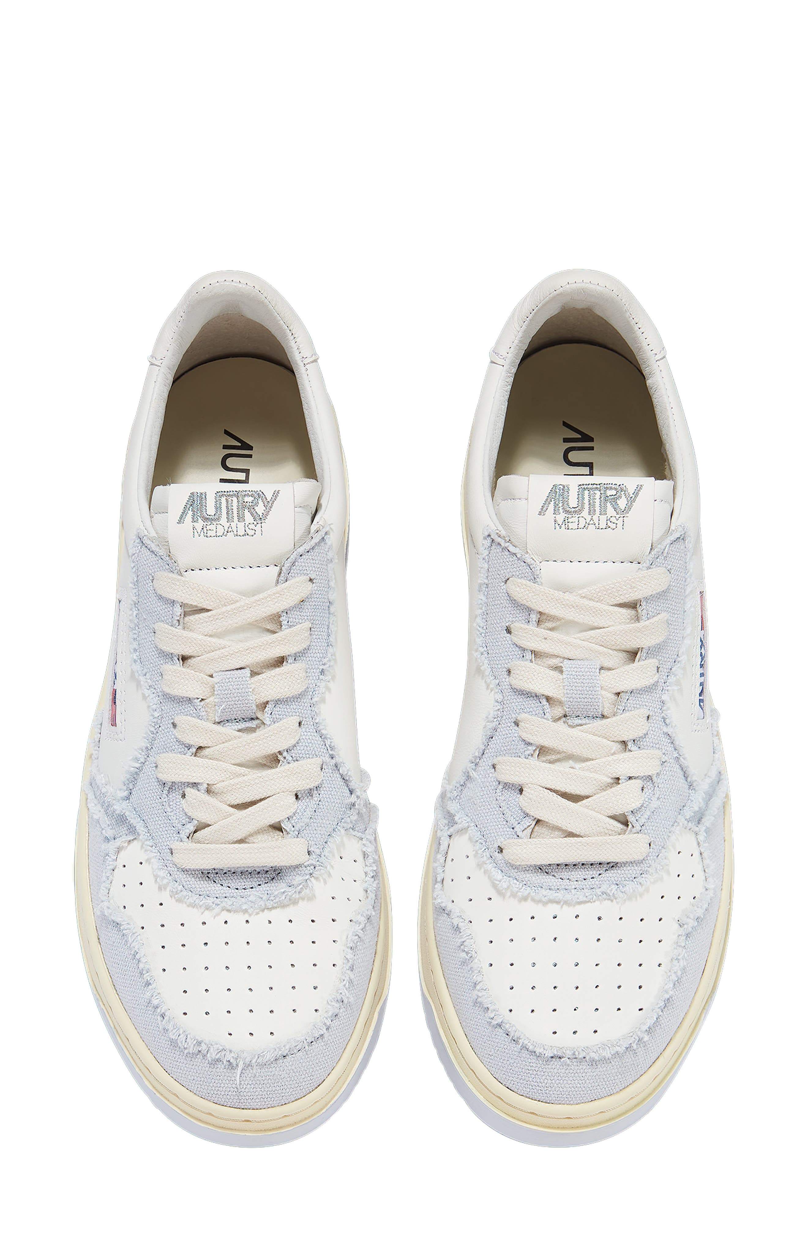 AUTRY Medalist Low Top Sneaker, Alternate, color, Quite Grey Canvas