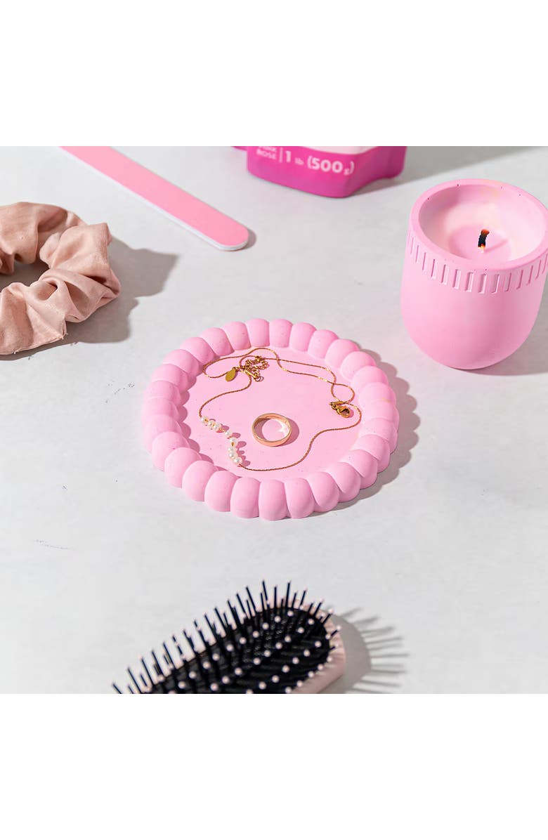 Brea Reese Mix2Mold Ceramic Resin Powder 1Lb, Kids
Adults, Alternate, color, Multicolored