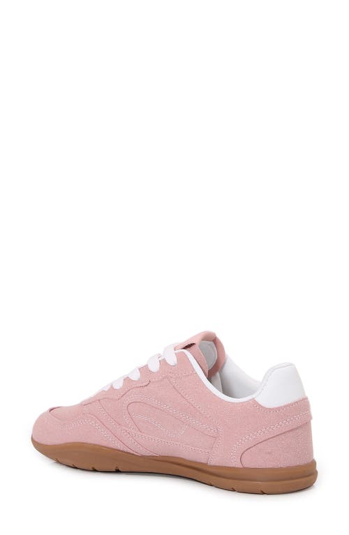 Berness Low Top Sneaker In Pink