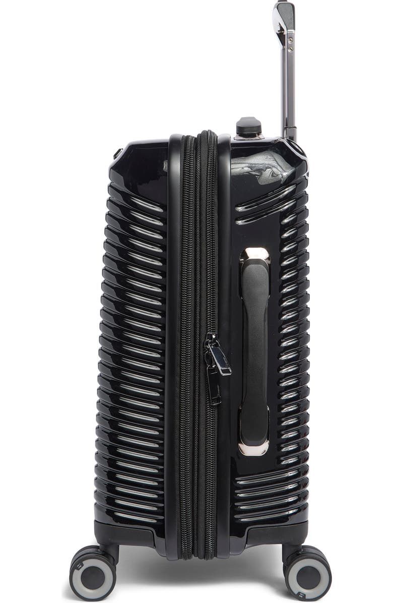 IT LUGGAGE Traversed 21-Inch Spinner Carry-On Luggage, Alternate, color, Black