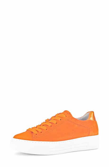 Low-Top Platform Sneaker