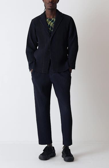 Homme Plissé Issey Miyake Basics Pleated Single Breasted Blazer