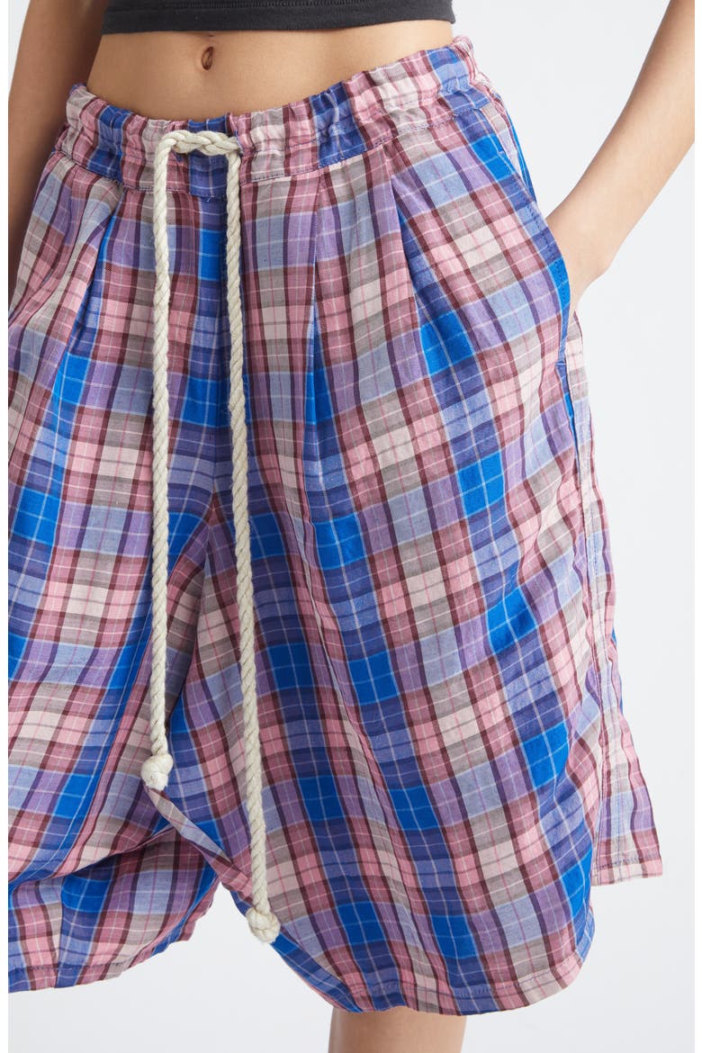 Jumbo Plaid Pleated Drawstring Shorts, Alternate, color, BLUE PINK PLAID