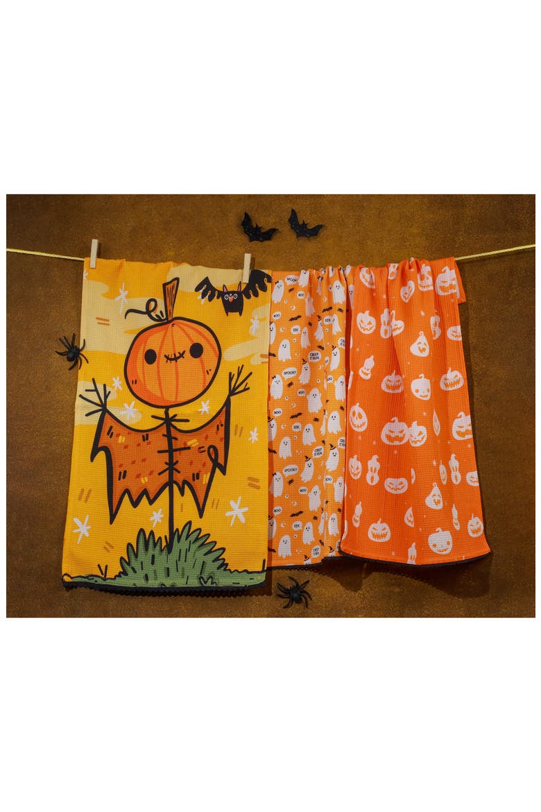 Set of Three The Guard & Ghost Halloween Kitchen Towels, Alternate, color, PUMPKIN ORANGE/ YELLOW