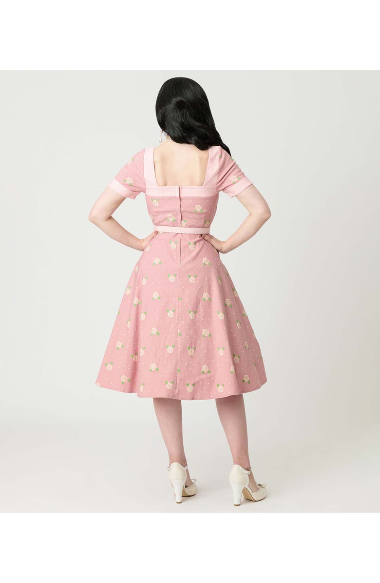 Unique Vintage 1950s Sweetheart Neckline Swing Dress, Alternate, color, Light Pink Roses Print
