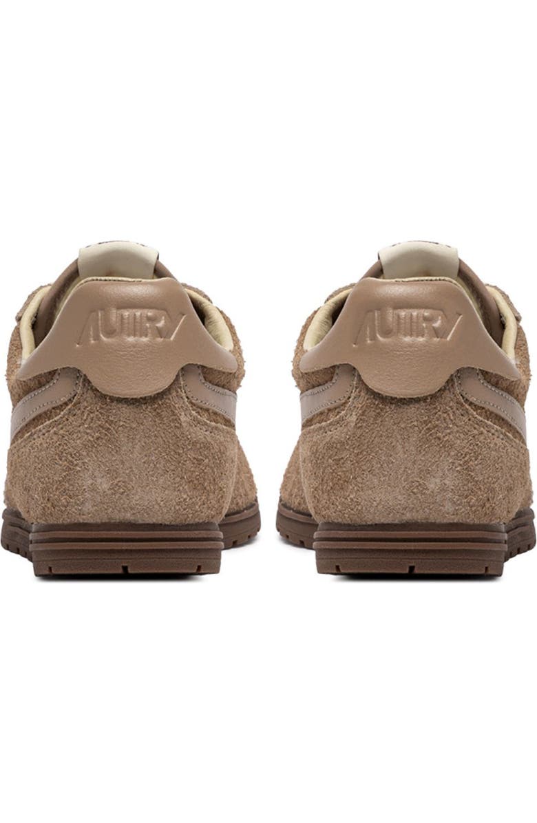 AUTRY Windspin Low Sneaker, Alternate, color, Peanut