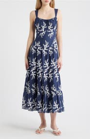 MOON RIVER Embroidered Sleeveless Maxi Dress