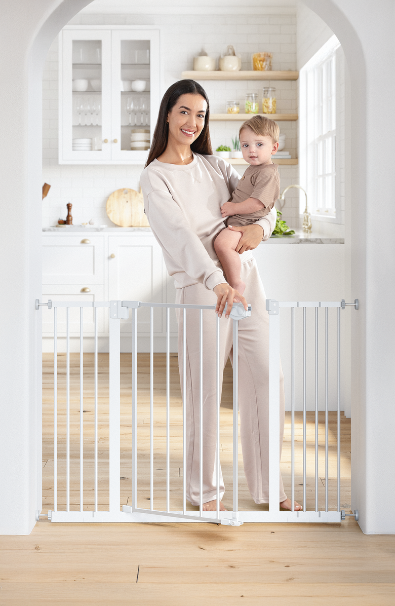 Comfy Cubs Baby Safety Gate with 3 Extensions, Main, color, White