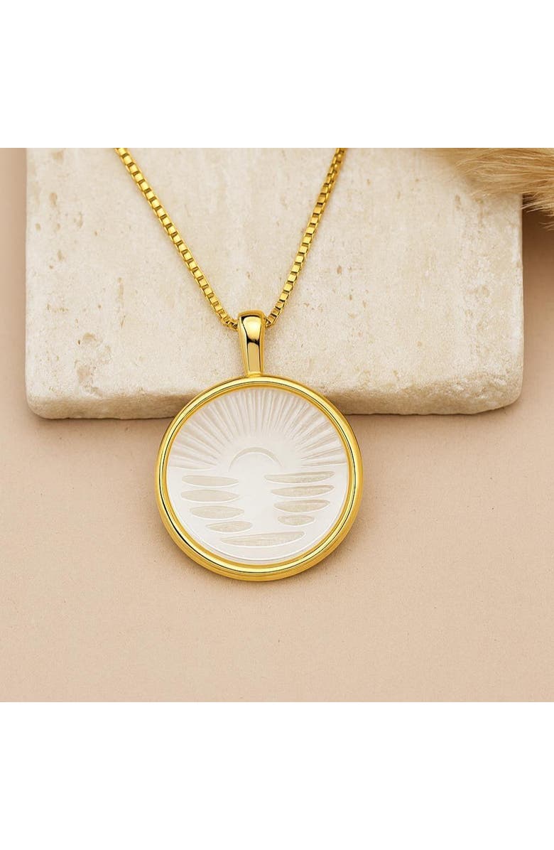 Ivy & Pearl Co. California Love, Alternate, color, Gold