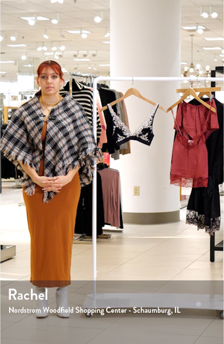 Embrace Lace<sup>®</sup> Wire Free Bralette, sales video thumbnail