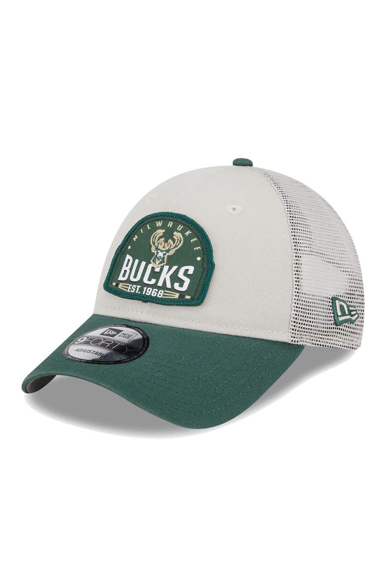 Men's New Era Khaki/Hunter Green Milwaukee Bucks Throwback Patch Trucker 9FORTY Adjustable Hat, Main, color, Khaki