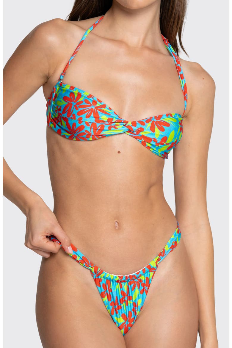 Nia Bottom, Alternate, color, Tidal