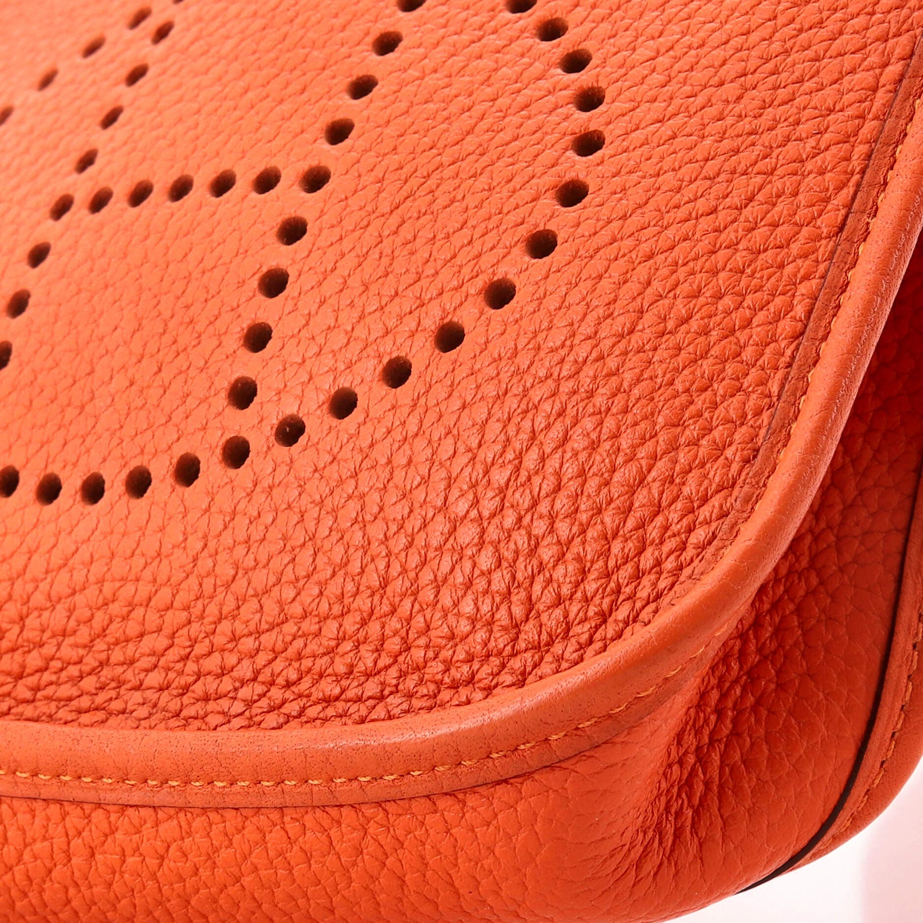 Pre-Owned Hermes Evelyne Bag Gen III Clemence TPM, Alternate, color, Feu