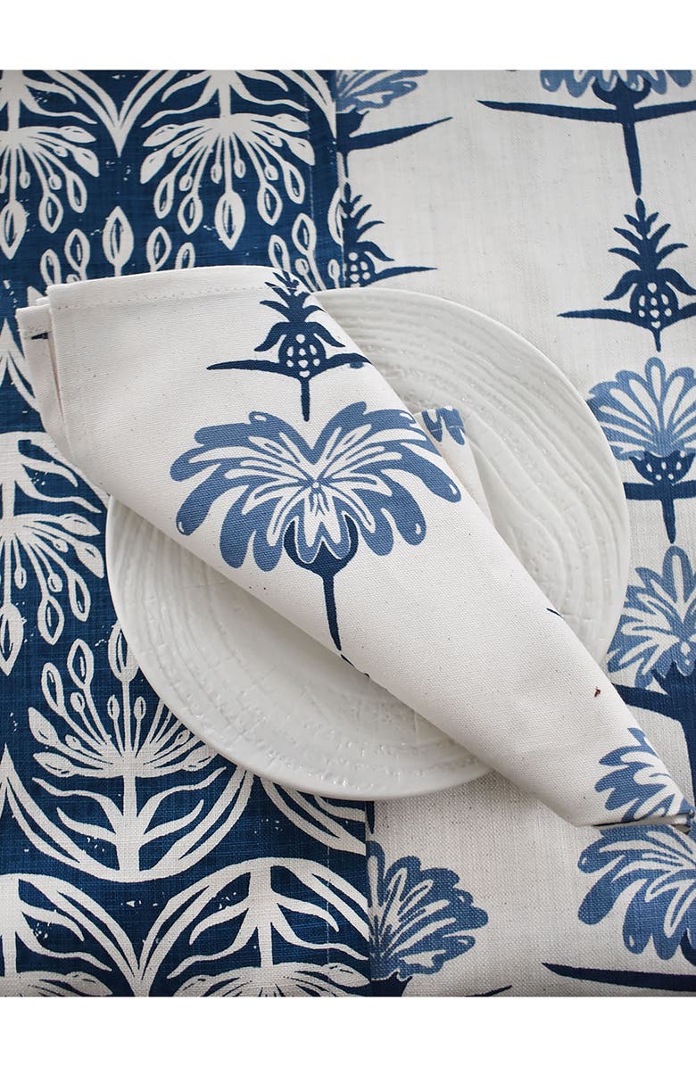 FRENCH HOME Tropical Cotton Twill Dinner Napkins, Alternate, color, Indigo And Sky