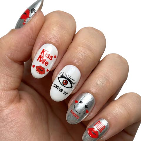 2-Pack Nail Polish Strips Kiss Me Set - 32ct