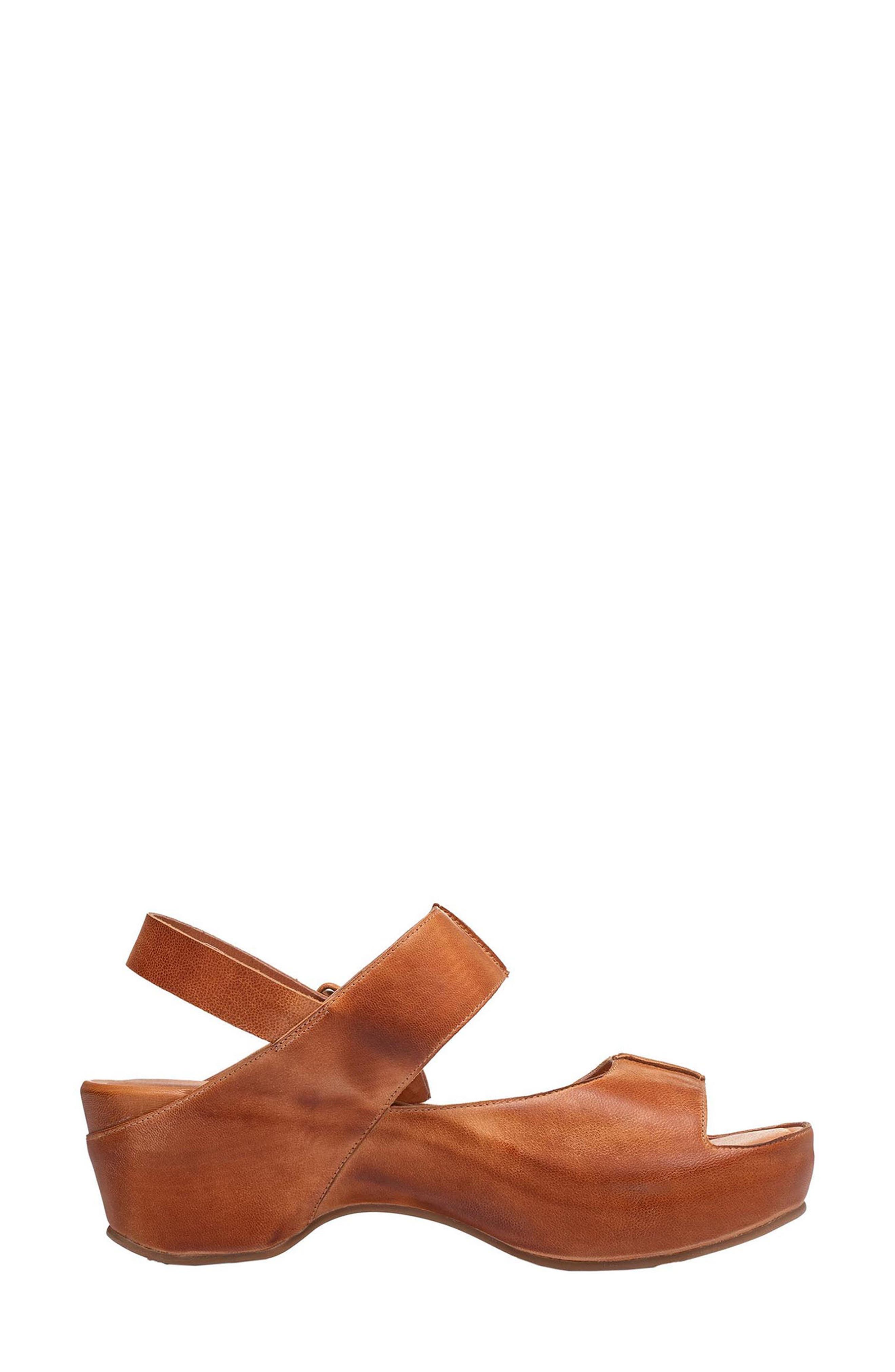 ANTELOPE Misty Platform Sandal, Alternate, color, 
