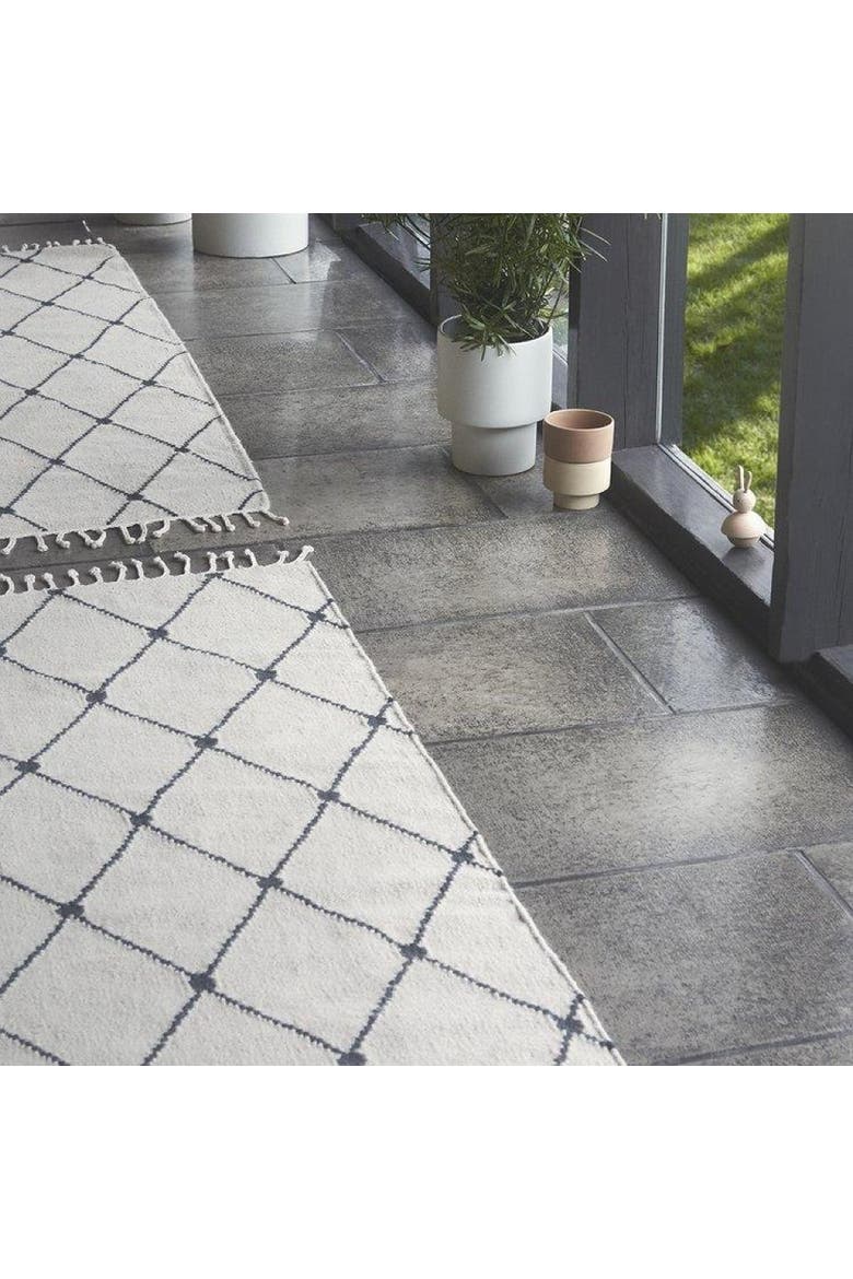 Mino Rug, Alternate, color, Offwhite / Black