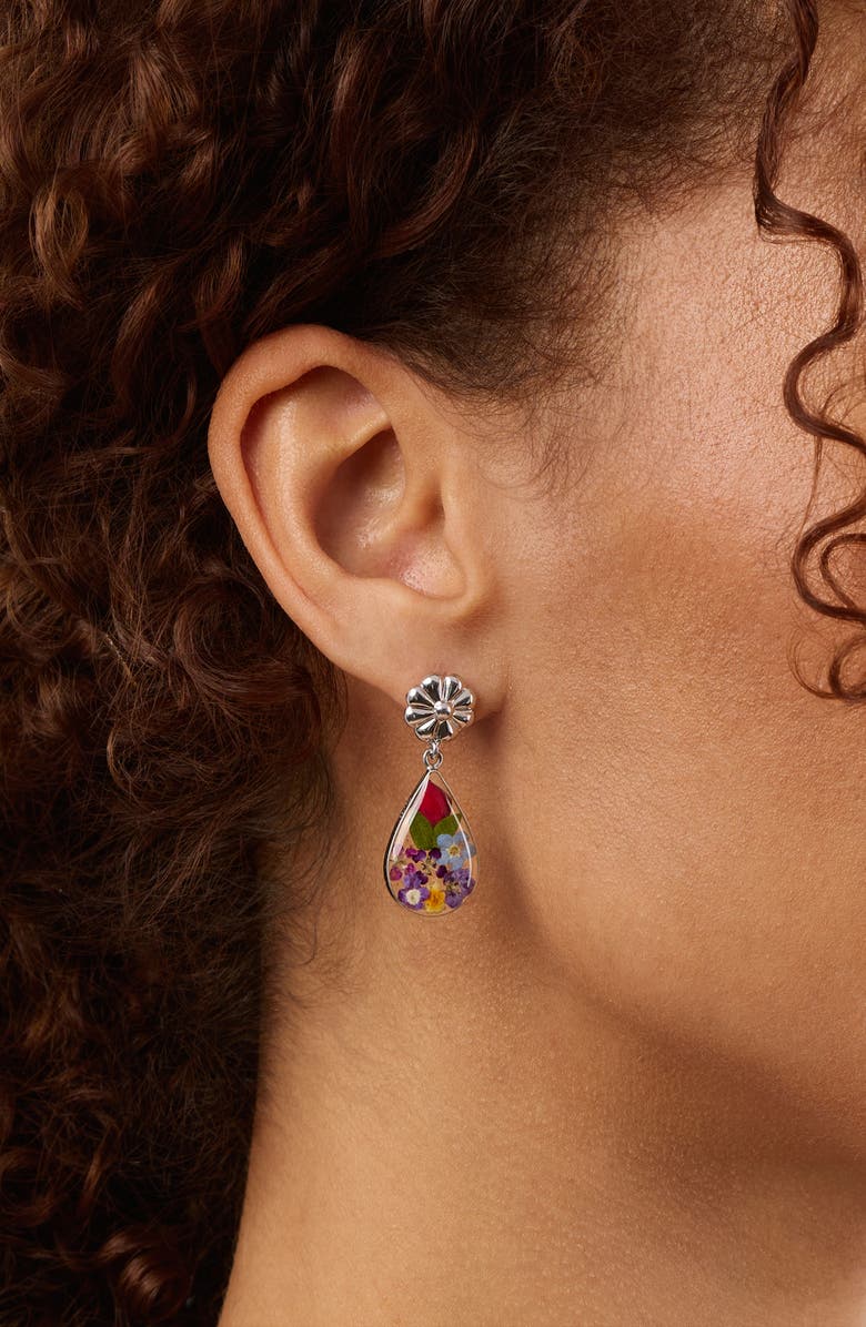 ATHRA LUXE Dried Flower Resin Teardrop Earrings, Alternate, color, Silver