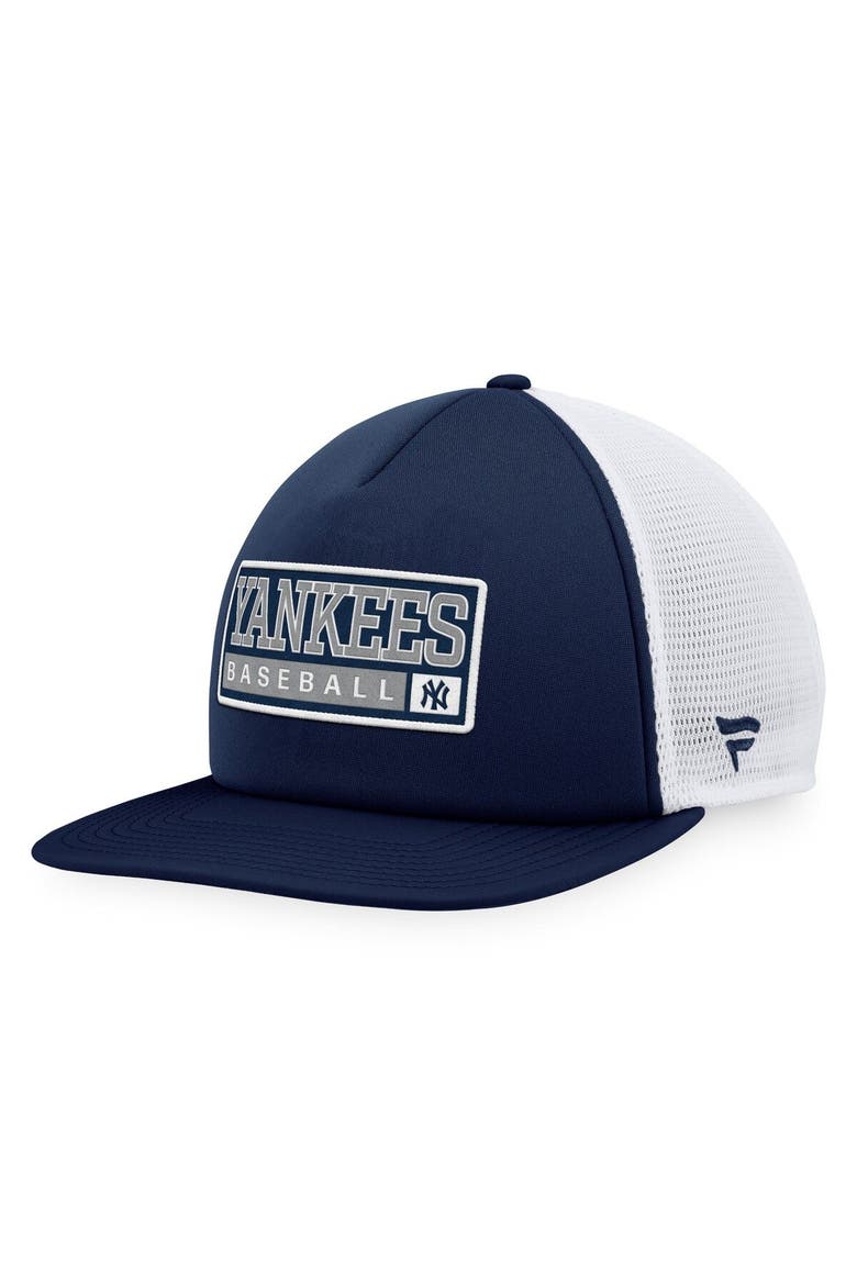 Men's Majestic Navy/White New York Yankees Foam Trucker Snapback Hat, Main, color, Navy