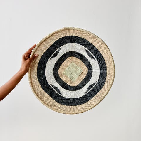 Nolyia Black Flat Basket