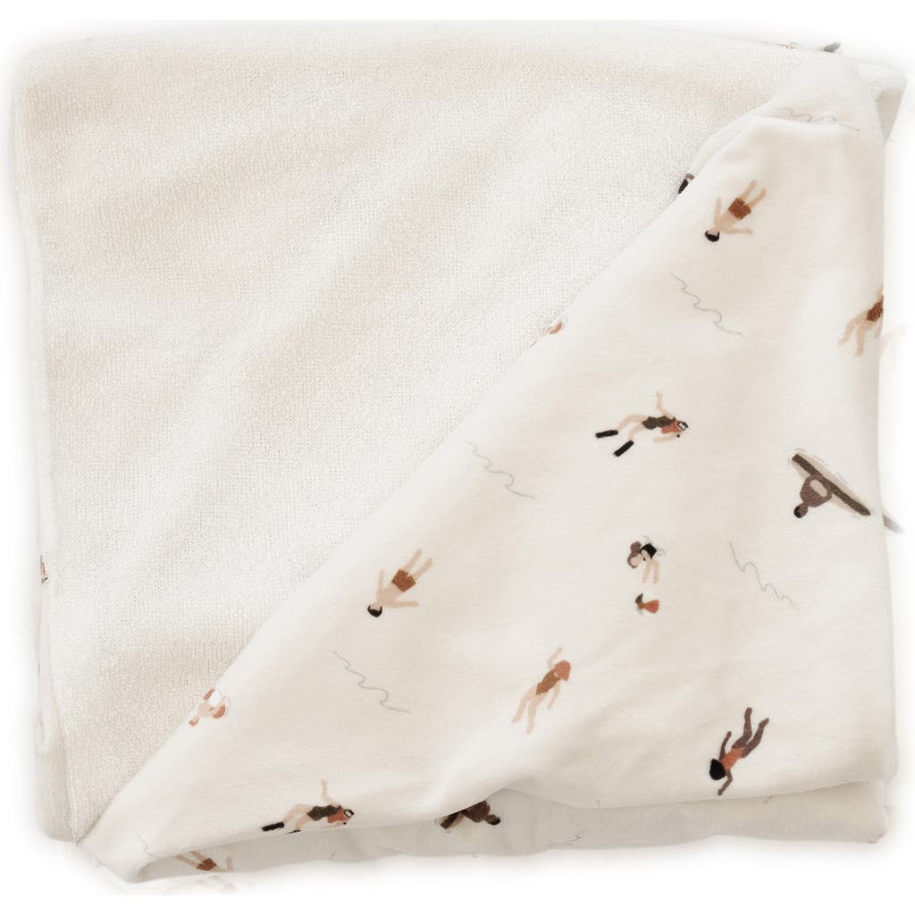 Saranoni Minky Hooded Towel In White