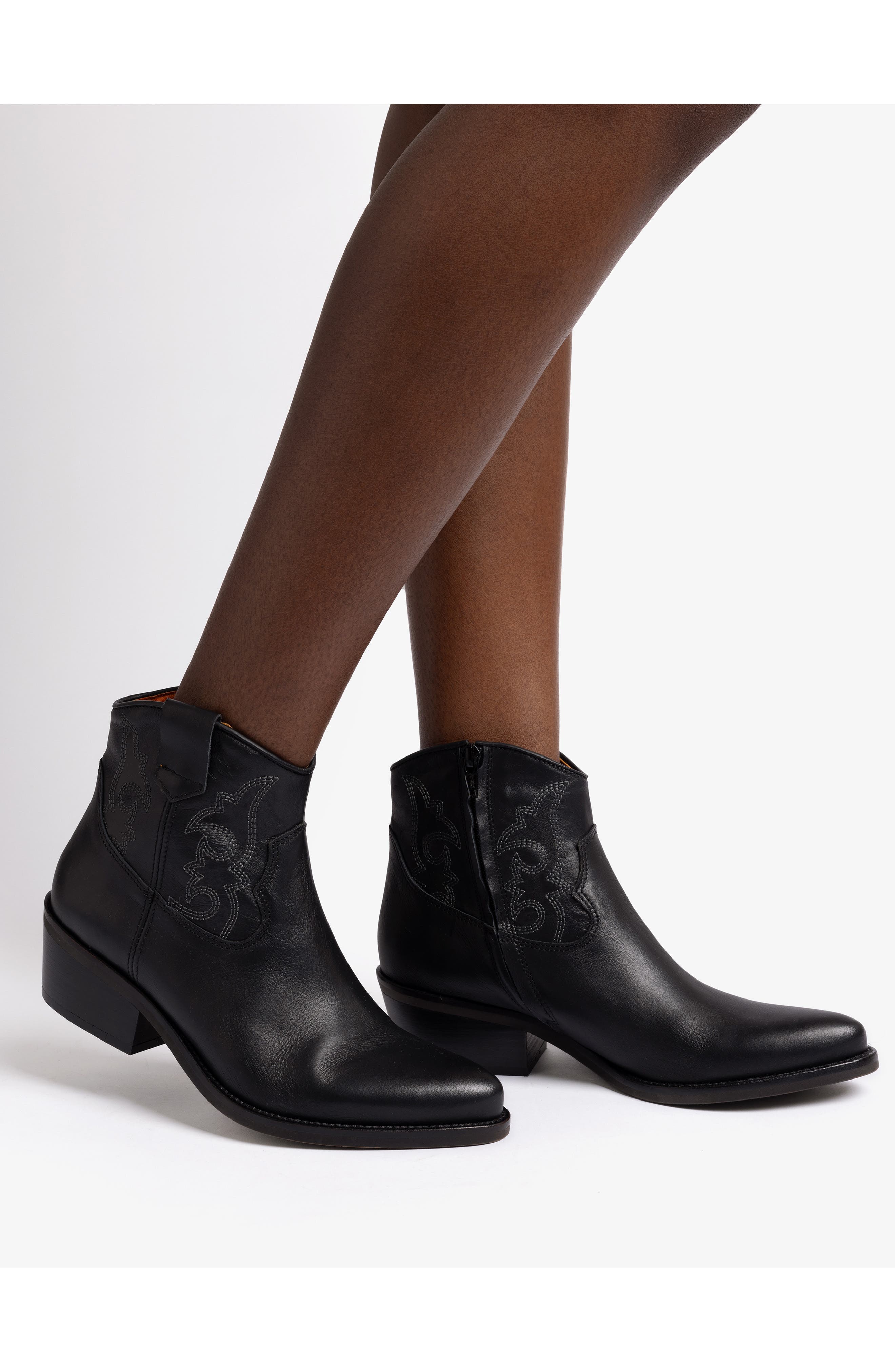 Penelope Chilvers Cassidy Western Boot, Alternate, color, Black