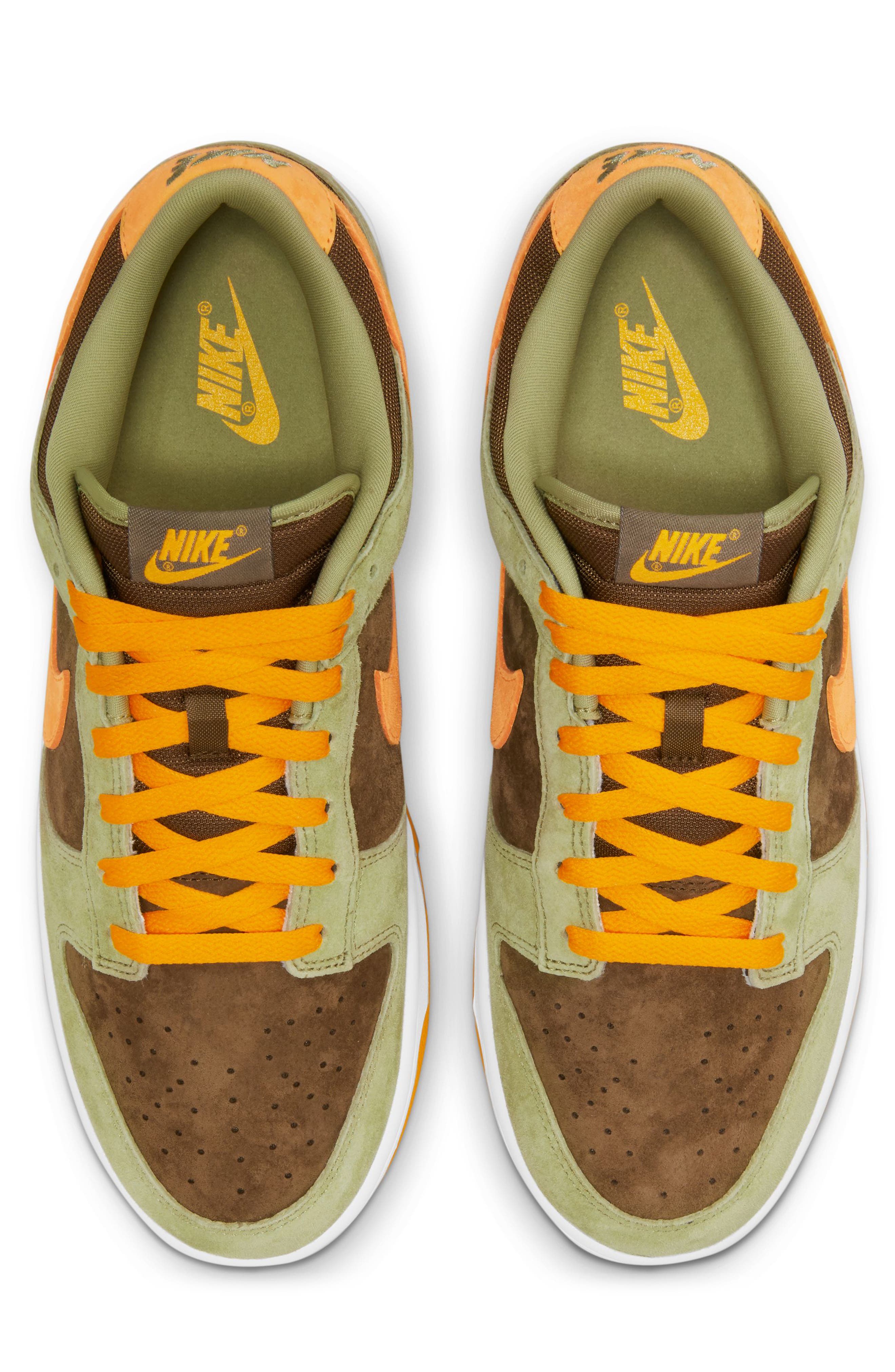 Nike Dunk Low SE Basketball Sneaker, Alternate, color, 