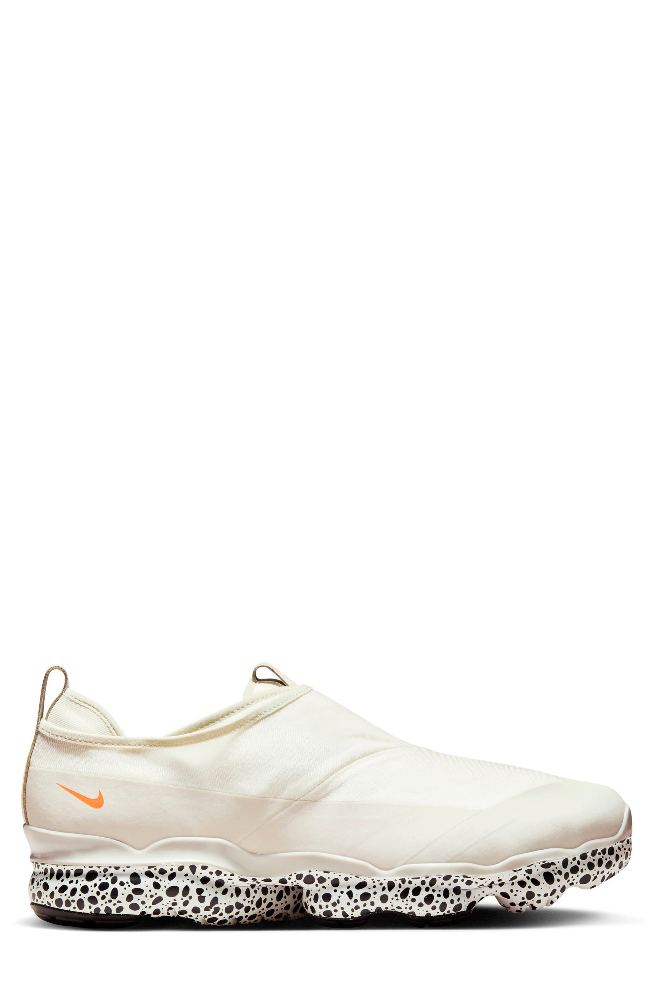 Nike Air VaporMax Moc Roam Electric Sneaker, Alternate, color, 