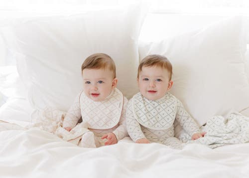 Ely's & Co. Aurora Classics Diamond Print Collection In Blue