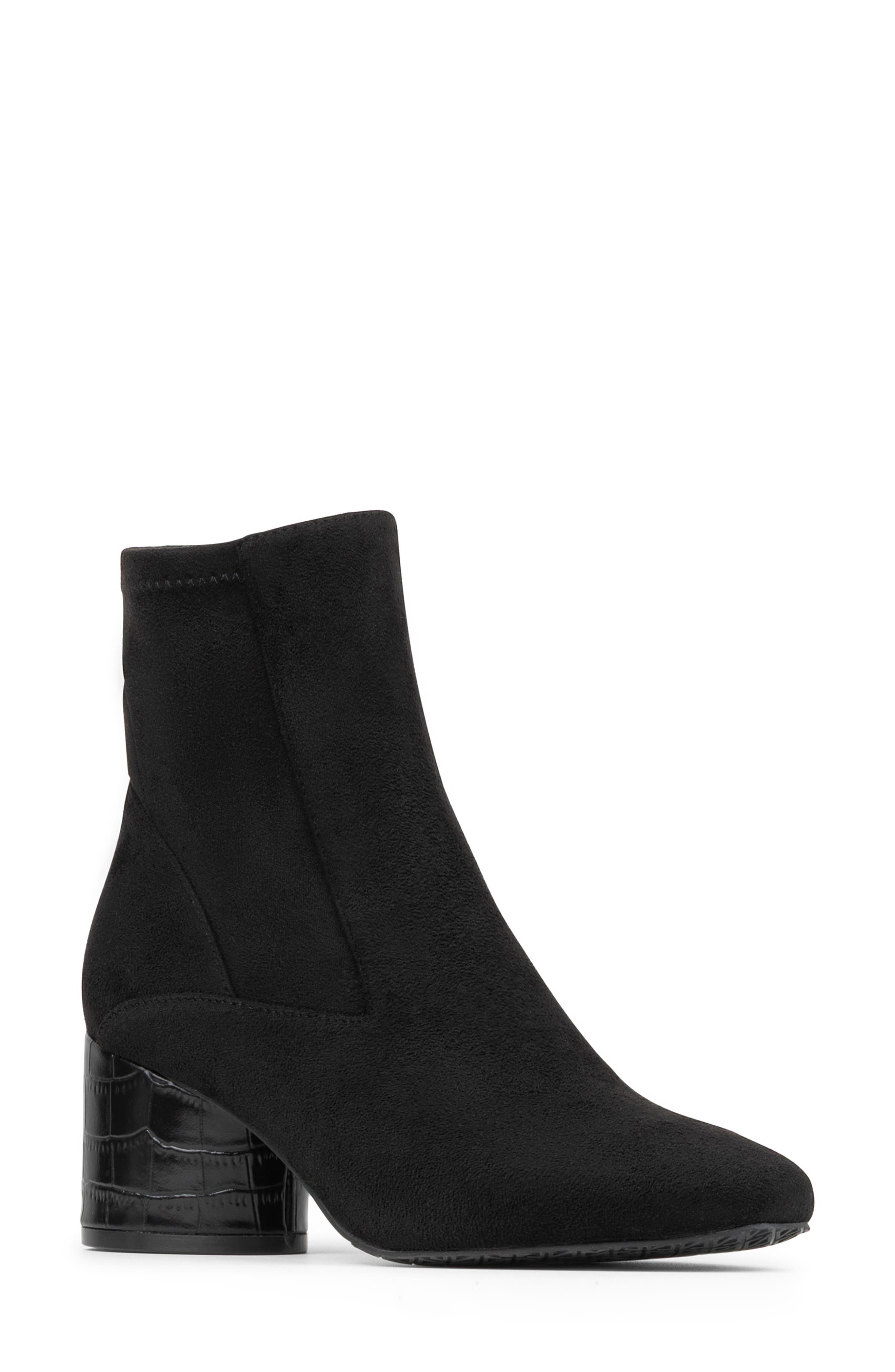 Donald Pliner Block Heel Leather Bootie