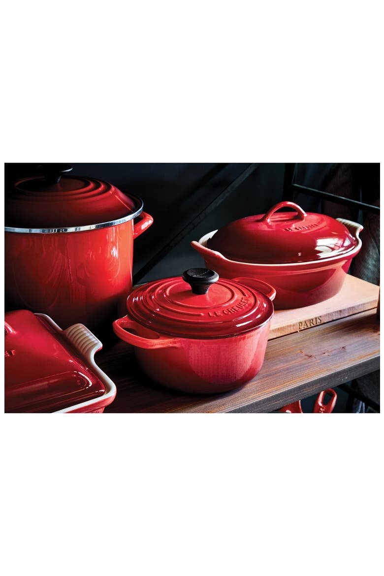 4 Quart Covered Oval Stoneware Casserole, Alternate, color, CHERRY