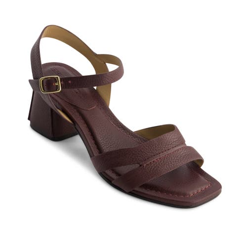 BERNARDO FOOTWEAR BERNARDO FOOTWEAR TARRA MID HEEL SANDAL