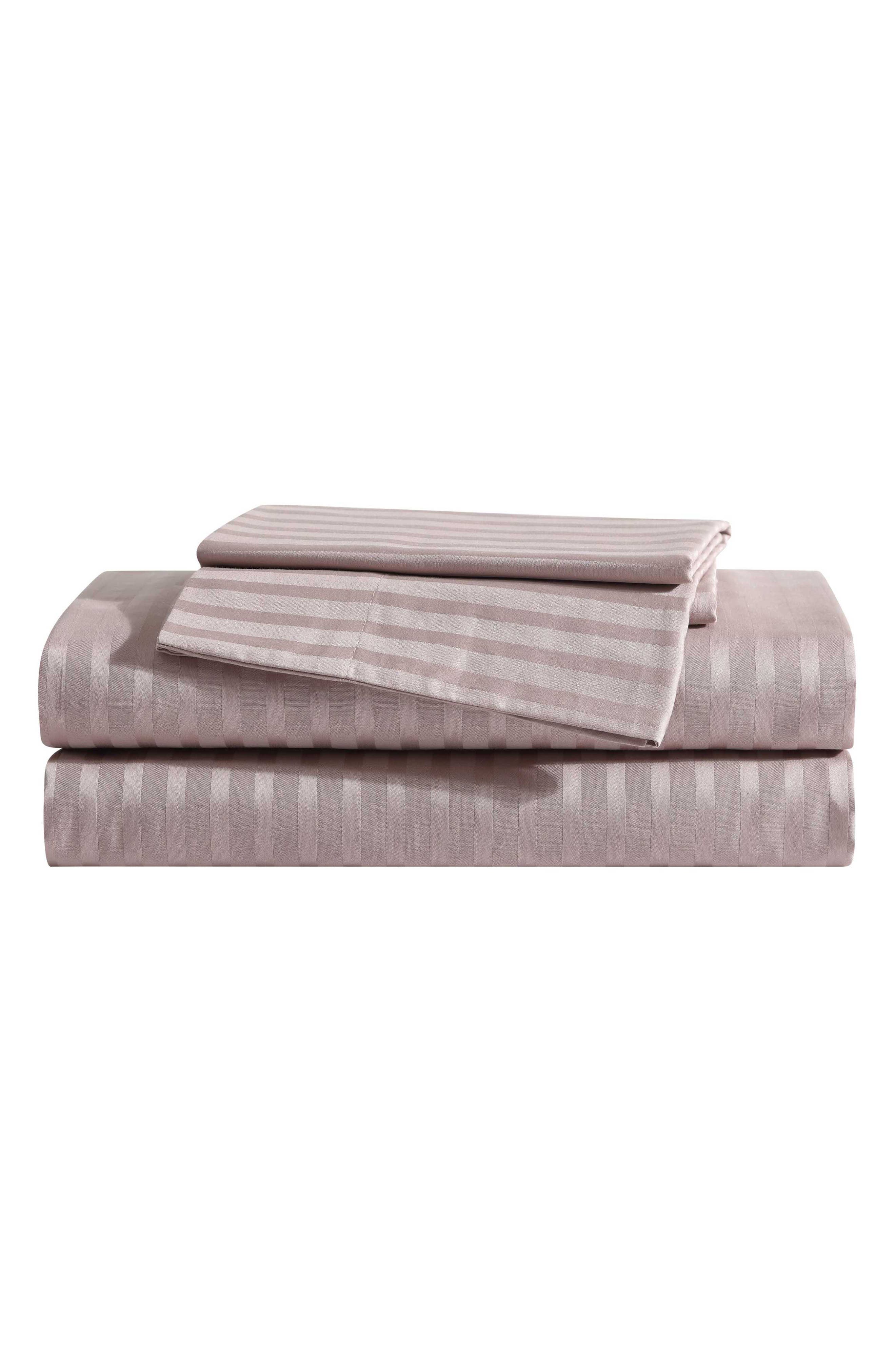 LIGHT / MEDIUM PINK