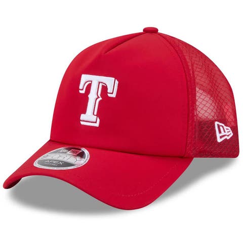 Men's New Era Red Texas Rangers 2026 Batting Practice Apex 9FORTY Adjustable Trucker Hat