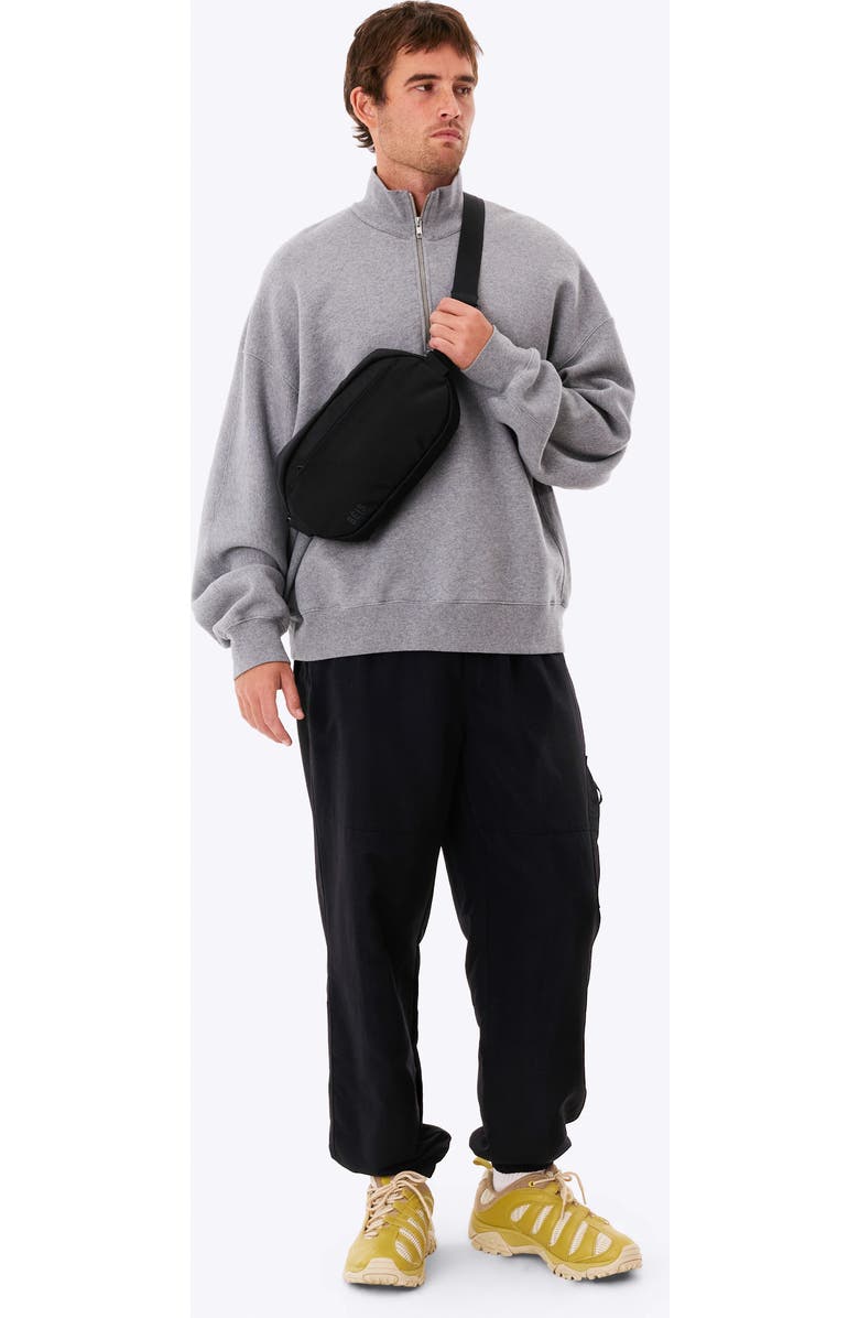 Béis The Pro Travel Sling, Alternate, color, Black